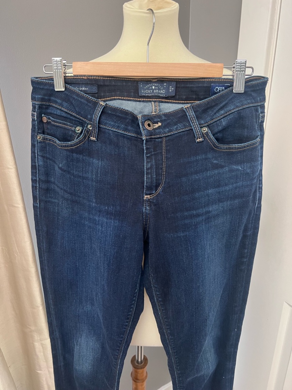 Lucky Brand Women's Dark Wash Skinny Jeans